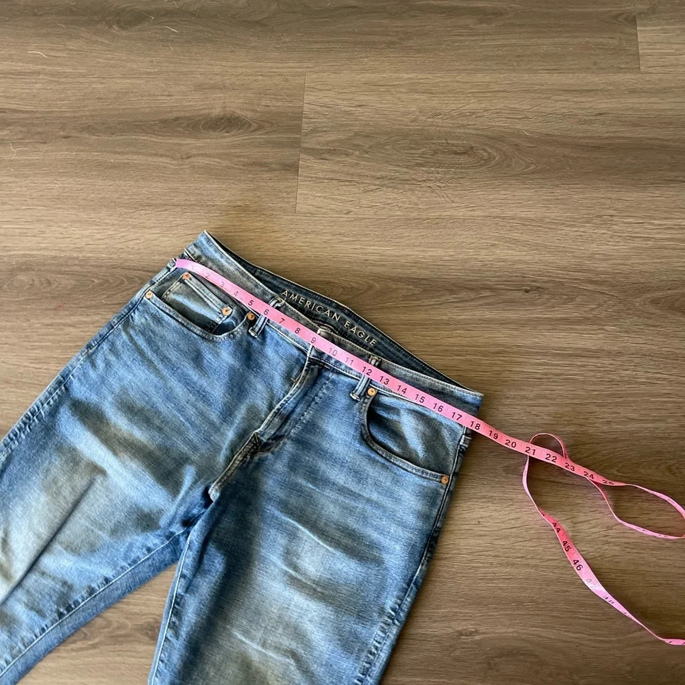 American Eagle Straight Leg Jeans 34 x 32